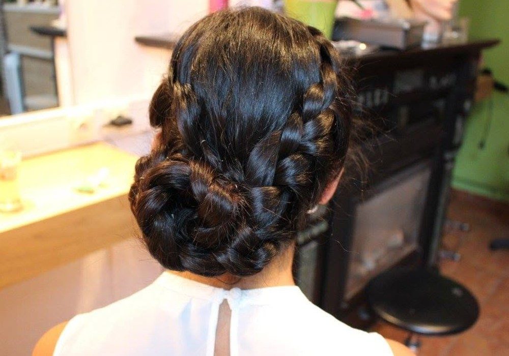 Réalisation de coiffure au salon Coif’Actuel à Templeuve